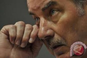 Riedl Belum Izinkan Evan ke Jepang