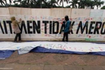 Sekolah  Kita Dalam  "Kepungan " Iklan Rokok 