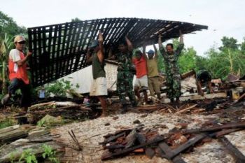 Puting Beliung Rusak 395 Rumah di Magelang