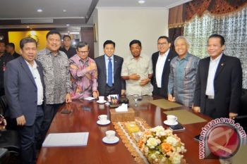 Kesepakatan Damai KIH-KMP Diteken Besok Malam