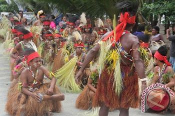 Biak Numfor utus 30 peserta festival anak Papua
