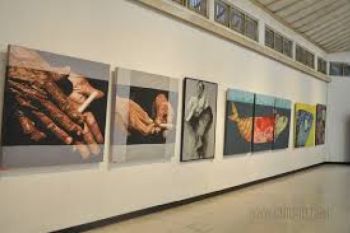 Tiga Pelukis Pameran 'Negeri Gatholoco'