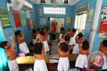 Anak Usia Dini Belum Saatnya Dituntut Berprestasi