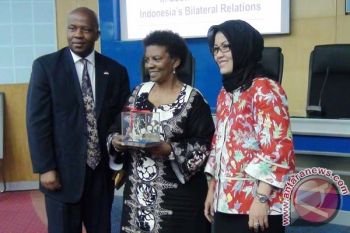 Wakil Menlu Afsel Kuliah Umum di Unhas 