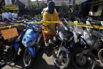 Dua Tersangka Pencuri Motor Diringkus