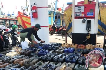 Nelayan Pati Kesulitan Dapatkan Solar