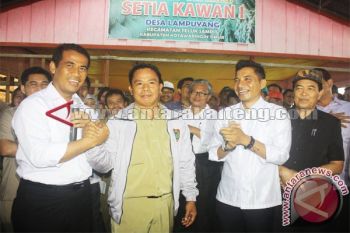 Mentan Kunjungi Sampit