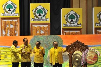 Golkar Minta Demokrat Tak Ikut Campur Keputusan Munas IX 