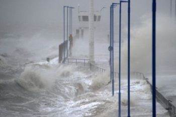 Topan Hagupit Hancurkan Banyak Rumah di Filipina