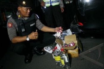 Pembuat dan Pedagang Miras Oploson di Solo Dibekuk
