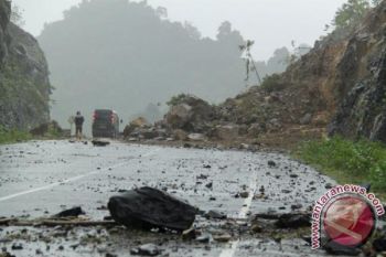 BPBD Gunung Kidul pasang "EWS" tanah longsor