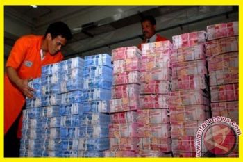 Nilai tukar rupiah melemah menjadi Rp12.973