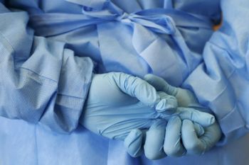 Wartawan Peliput Ebola Meninggal di Liberia