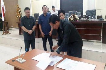 DPRD Manado tetapkan Perda RPJMD Manado 2010-2015 