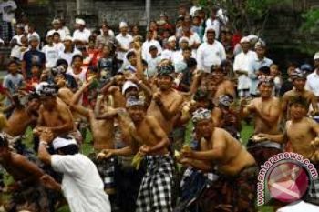 Lombok Barat programkan Revitalisasi Lokasi "Perang Topat"