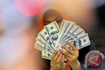 Dolar AS Menguat Didukung Komentar Pejabat Fed