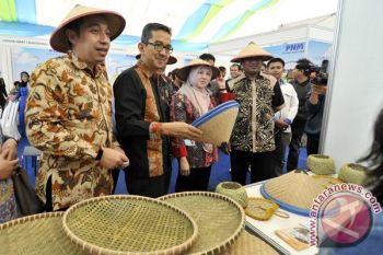 PNM FESTIVE DAN UMKM FAIR 2014