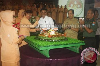 HUT Dharma Wanita Perempuan