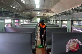 Potongan 5-10 persen harga tiket KA dari Surabaya selama April-Juni