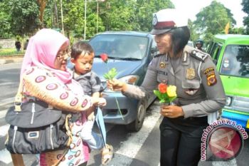 Indonesian women should unite to advance nation