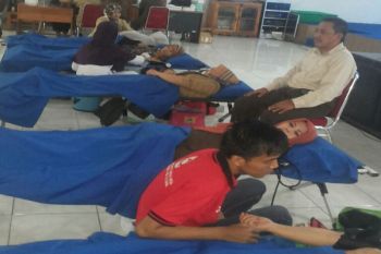 Kemenag Sultra Gelar Donor Darah Peringati HAB