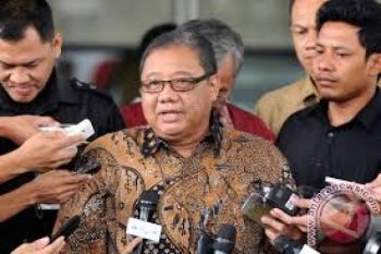 Menkop Akui Puluhan Pegawainya Bakal Kehilangan Jabatan       