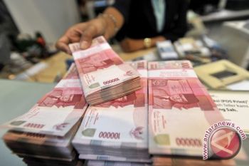 Rupiah Melemah Jadi Rp12.433 pada Senin Pagi