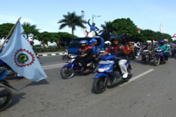 Mogok Buruh Batam/Joko Sulistyo