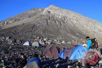 600 Pendaki Rayakan Tahun Baru di Gunung Merapi