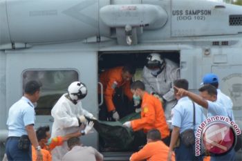 Tiga Jenazah Korban AirAsia Tiba di Lanud Iskandar