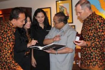 Menko Kemaritiman Kunjungi &amp;quot;House of Sampoerna&amp;quot;