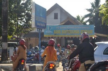 Pascaliburan PNS Provinsi Serbu PD-BPR Bahteramas