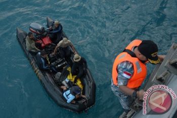 Ekor AirAsia QZ8501 Berhasil Diangkat ke Kapal