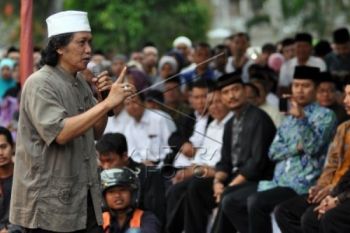 Ribuan Umat Islam Ikuti Magelang Berdoa