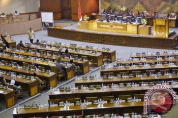 DPR Sepakat Tunda Pemilihan Pemimpin KPK