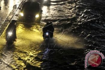 BANJIR MAKASSAR