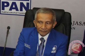 Amien Rais Nyatakan Dukung Zulkifli Hasan karena Regenerasi