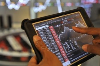 IHSG Jumat Dibuka Melemah 17,62 Poin