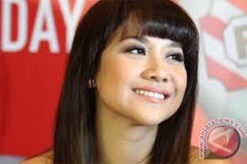 BCL: Aku Ingin Tampilkan Sisi Wanita Seksi 