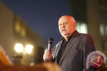 Gorbachev Peringatkan Eropa Ancaman Perang Terkait Rusia