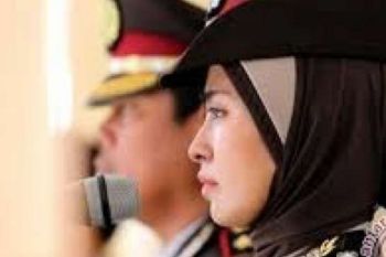MUI Desak Kapolri Bolehkan Polwan Berjilbab