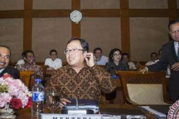 Pemerintah-DPR Turunkan Asumsi Pertumbuhan Ekonomi 2015 