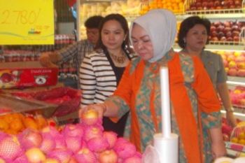 DPRD  Sulut sidak swalayan pantau apel berbakteri 
