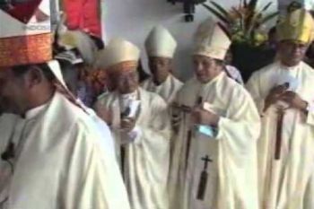 Jenazah Pastor Gobay disemayamkan di Katedral Timika