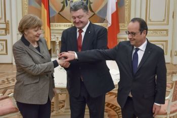 Merkel Pimpin Peluang Solusi Perdamaian di Ukraina