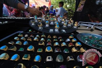 Ancam Kelestarian, Perburuan Batu Klawing Perlu Kajian Geologi