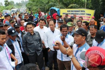 Pemkab Musirawas fasilitasi tuntutan masyarakat tentang plasma