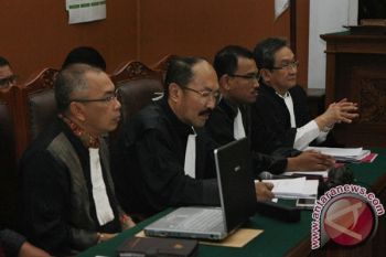 Sudutkan Saksi,Ppertanyaan Pengacara BG Diambil Alih Hakim