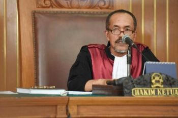Gugatan Praperadilan Budi Gunawan Dikabulkan