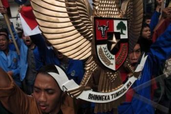Landasan Hukum, UU Harus Sebut Pancasila